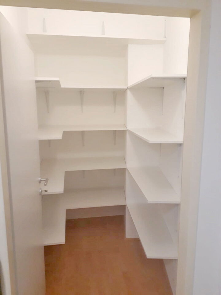 Regale für Abstellraum - kleiner Platz, viel Lager