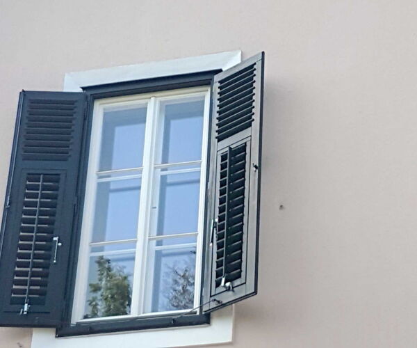 Fensterläden neu hergestellt