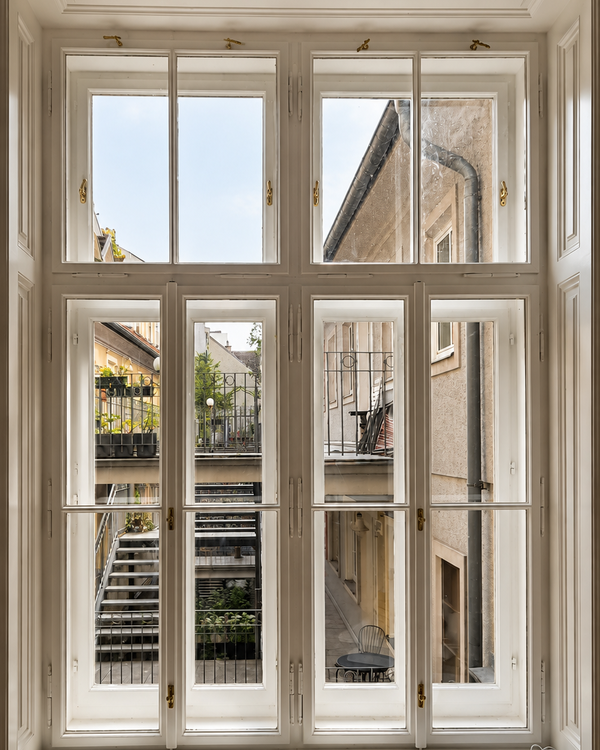 Historisches Kastenfenster mit ergänztem Isolierglasfenster