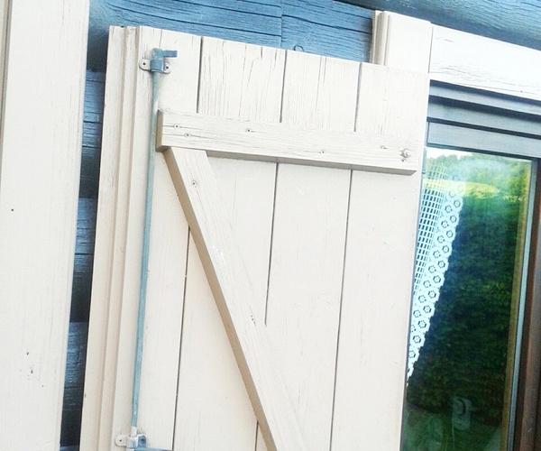Fensterläden-Brettladen