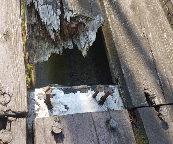 Holzterrasse aus Lärche sanieren - morsche-Holzteile