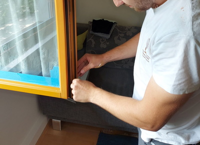 Holzfenster sanieren - Dichtung einbauen