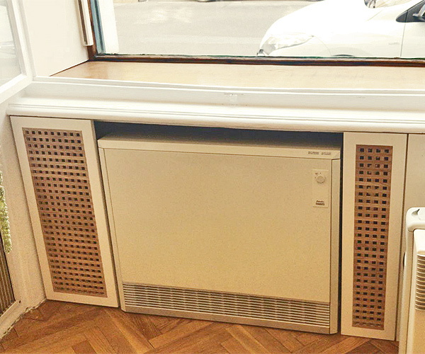 Heizkörperverkleidung mit Massivholzgitter