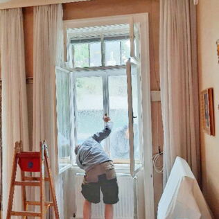 Fensterreparatur: Vom Fensterservice bis zur Holzfenster-Komplettsanierung